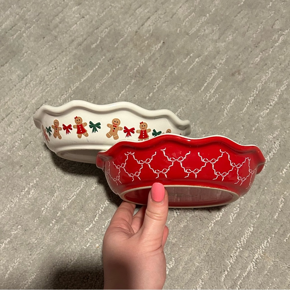 Mini Christmas Holiday Pie Dishes - NWOT